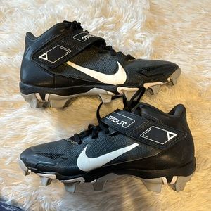 Men’s 7.5 Nike Trout baseball Cleats